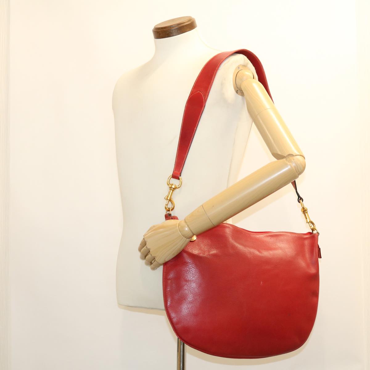 GUCCI Shoulder Bag Leather Red ti1010
