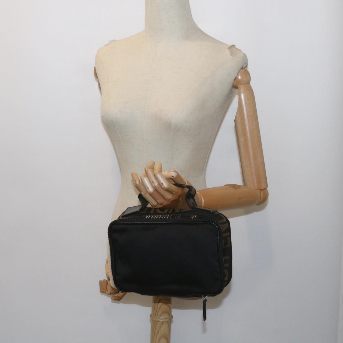 FENDI Vanity Cosmetic Pouch Nylon Black yb437