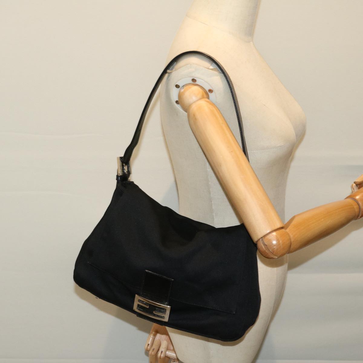 FENDI Mamma Baguette Shoulder Bag Nylon Black yk10749