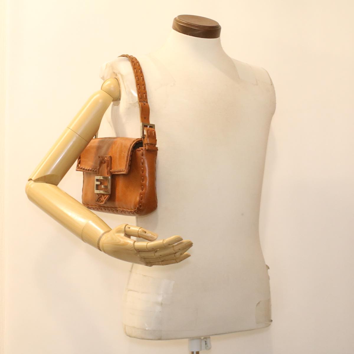 FENDI Mamma Baguette Shoulder Bag Leather Brown 3686/26424/099 yk6079