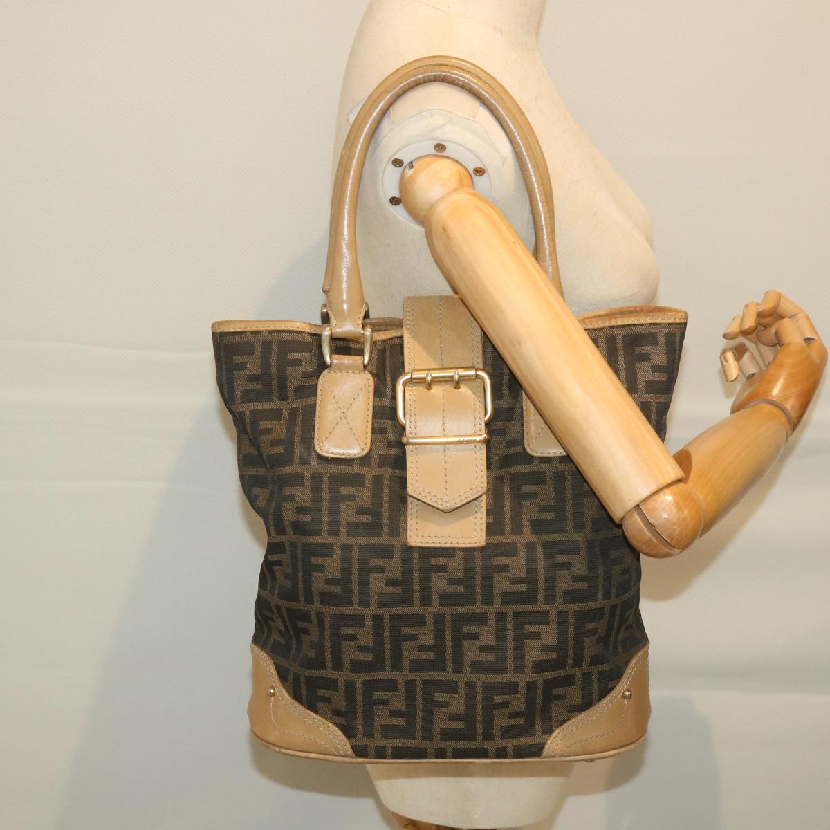 FENDI Zucca Canvas Tote Bag Black Brown yk9074