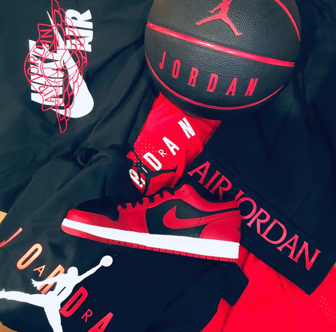 GLM - AJ1 Reverse black and red forbidden to wear