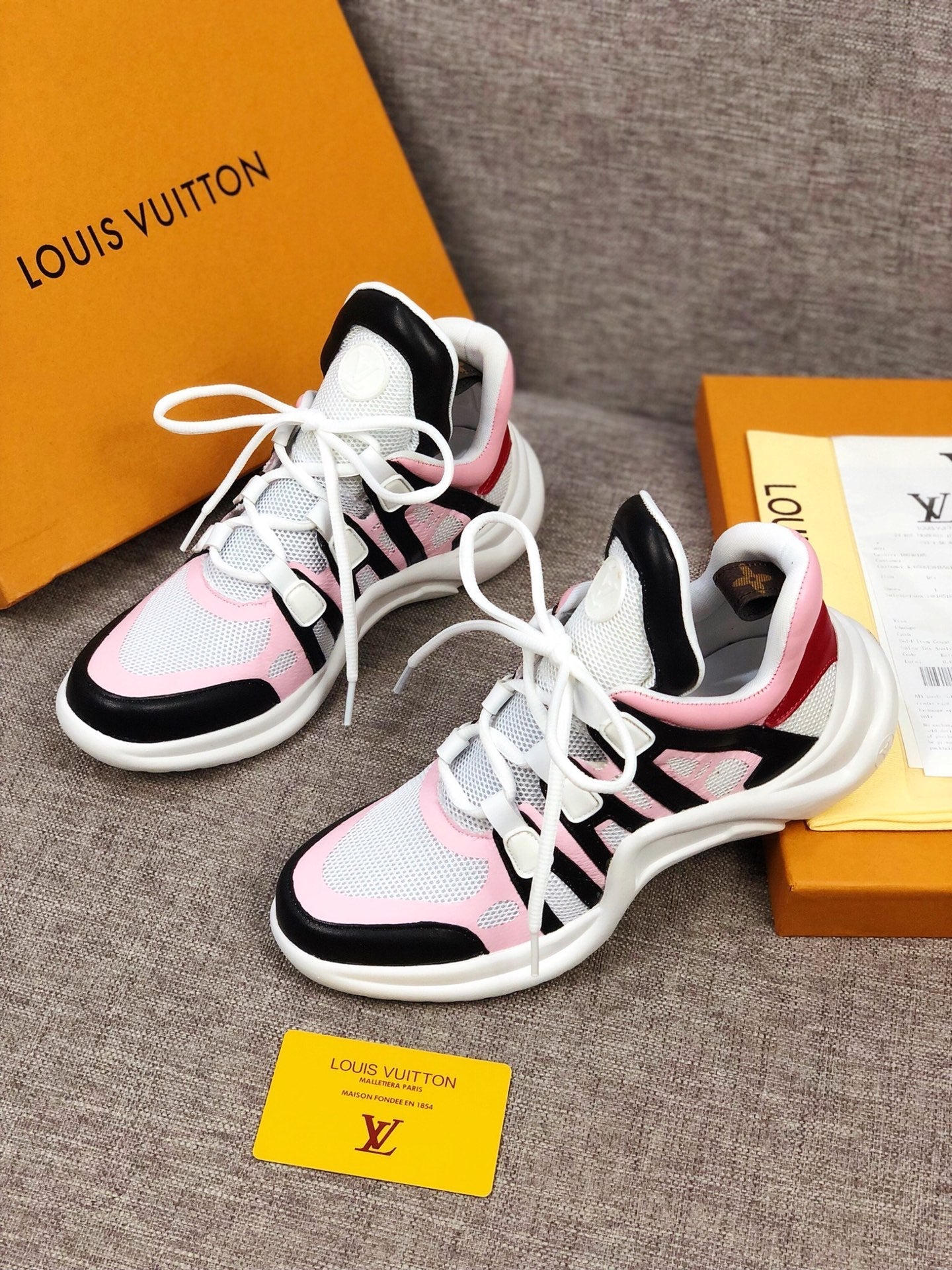 GLM - LUV Archlight Pink Black Sneaker