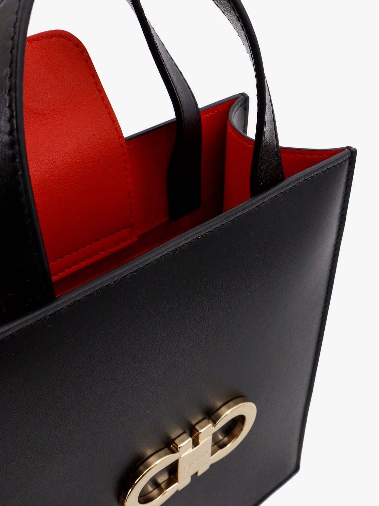 Ferragamo Woman Ferragamo Woman Black Handbags