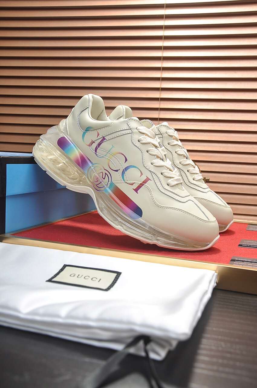 GLM-GCI  Rhyton Chunky Logo Sneaker 061
