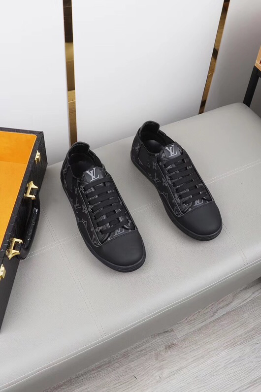 GLM - Top Quality Luv Sneaker 053
