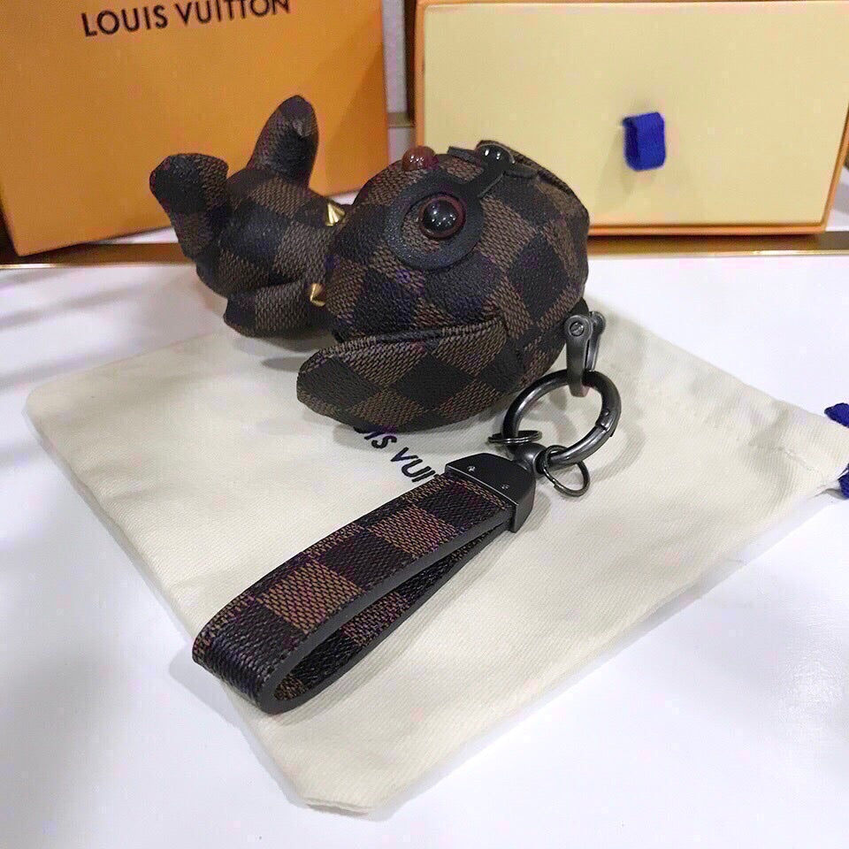 GLM -Top Quality Keychains LUV 046