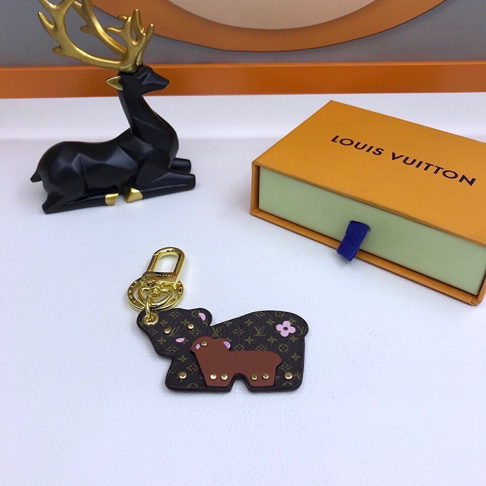 GLM - Top Quality Keychains LUV 017