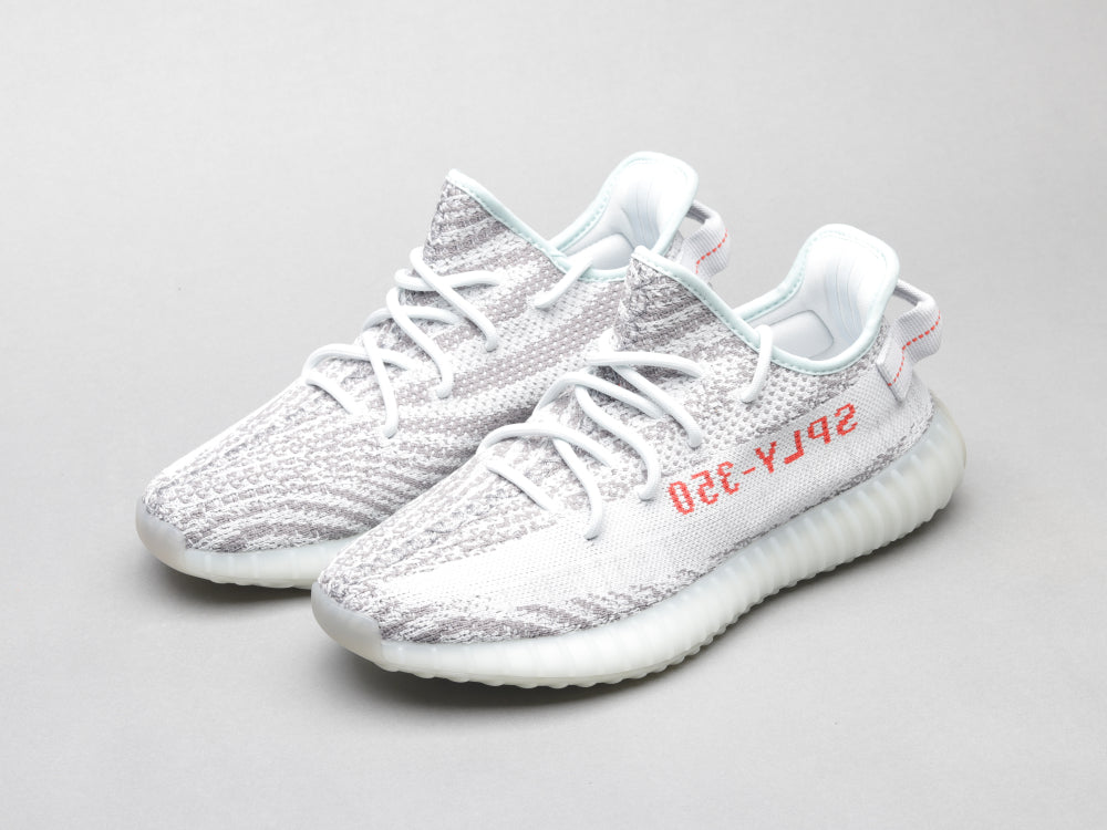 GLM - Yzy 350 Combustible iGLM Sneaker