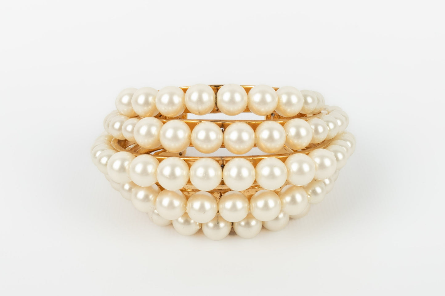 Bracelet manchette de perles nacrÃƒÆ’Ã‚Â©es Chanel
