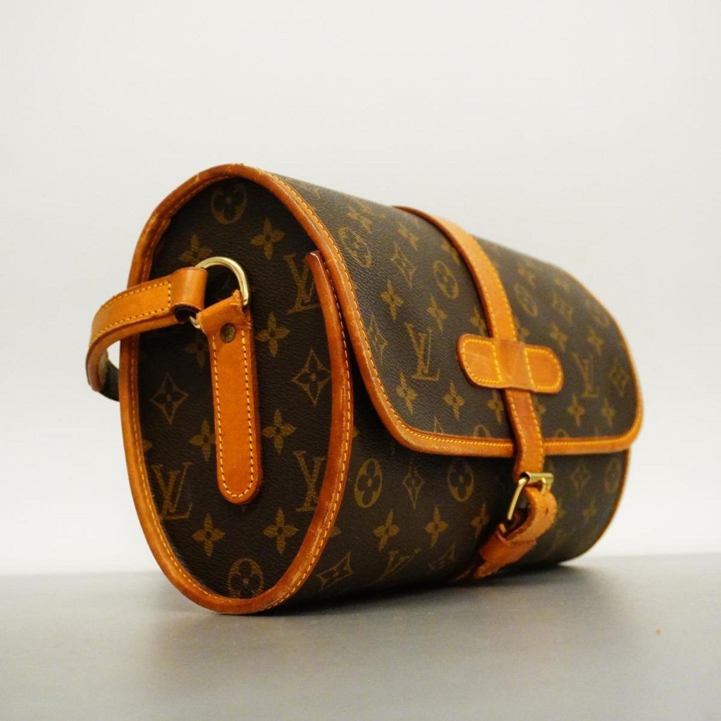 Louis Vuitton Marne  Canvas Shoulder Bag ()