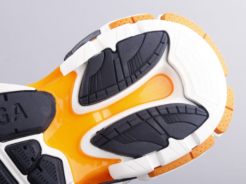 GLM - Bla Track Three Generations Sneaker