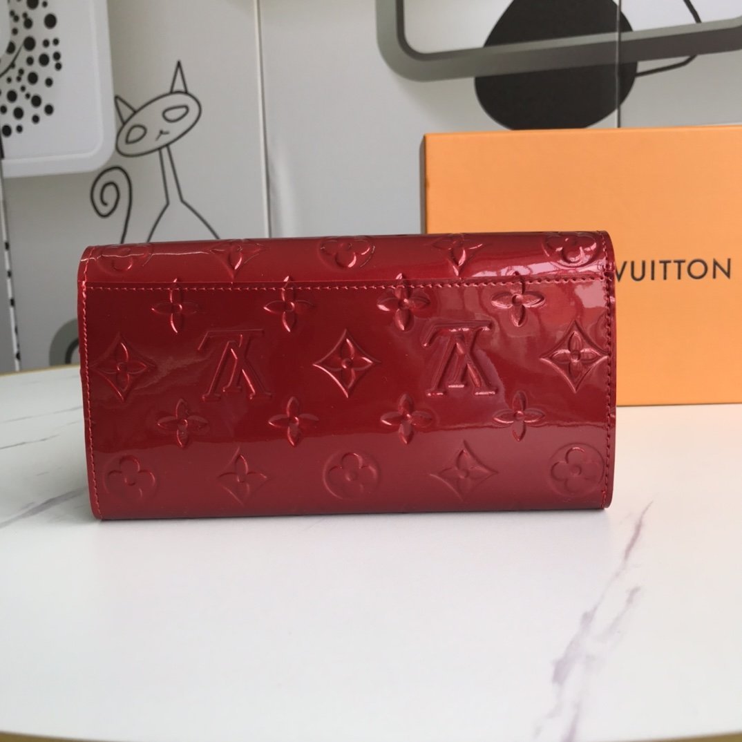 GLM - Top Quality Wallet LUV 008