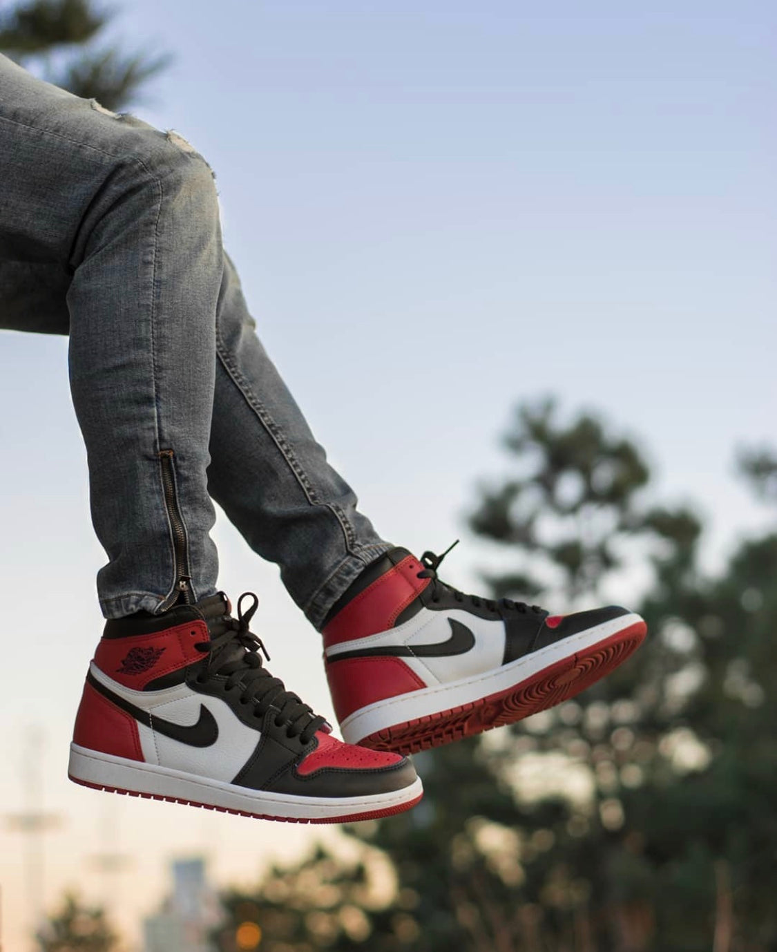 GLM - AJ1 black red toe