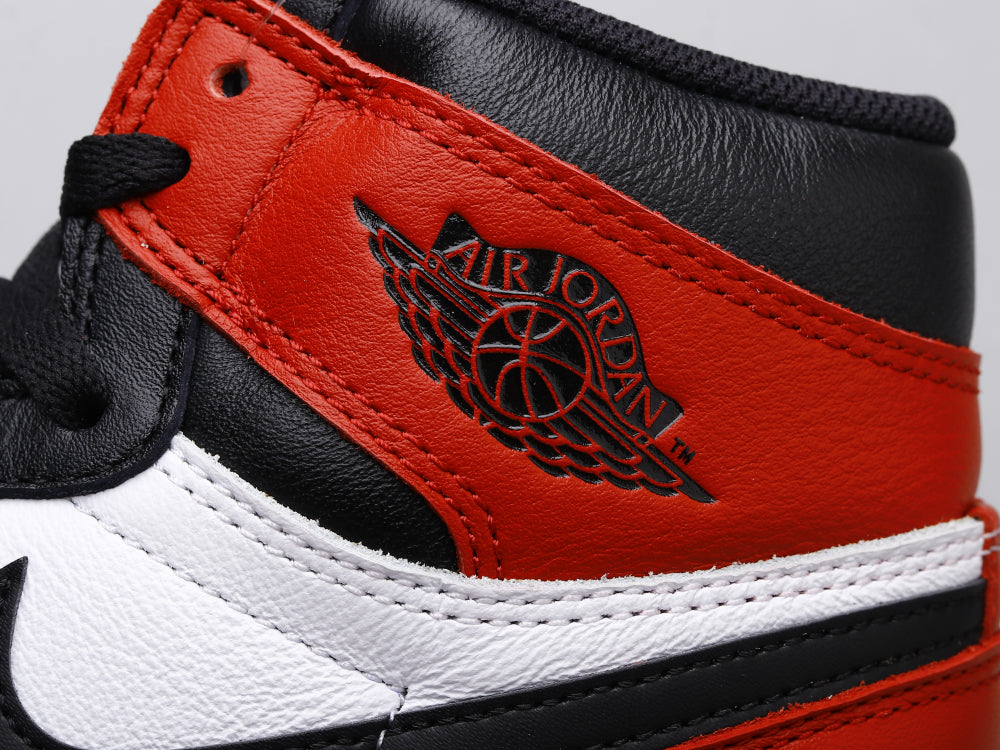 GLM - AJ1 black toe