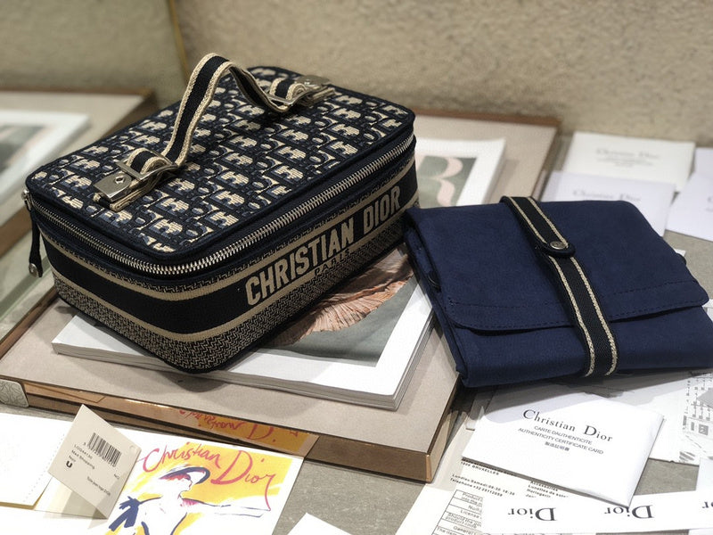 GLM - Dir Bags - 1948