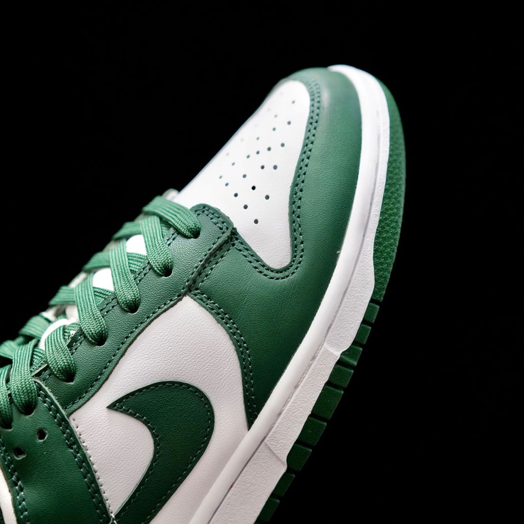 GLM - NKE Varsity Green green