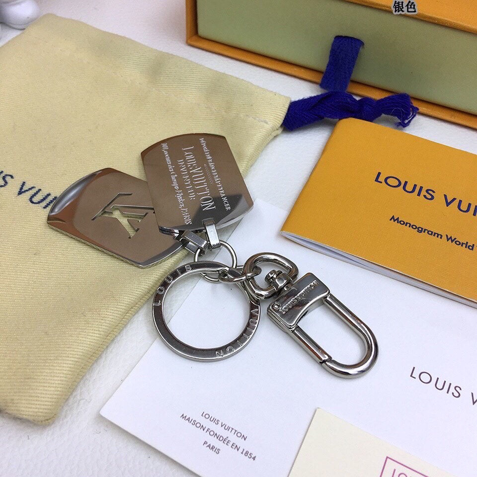 GLM - Top Quality Keychains LUV 022