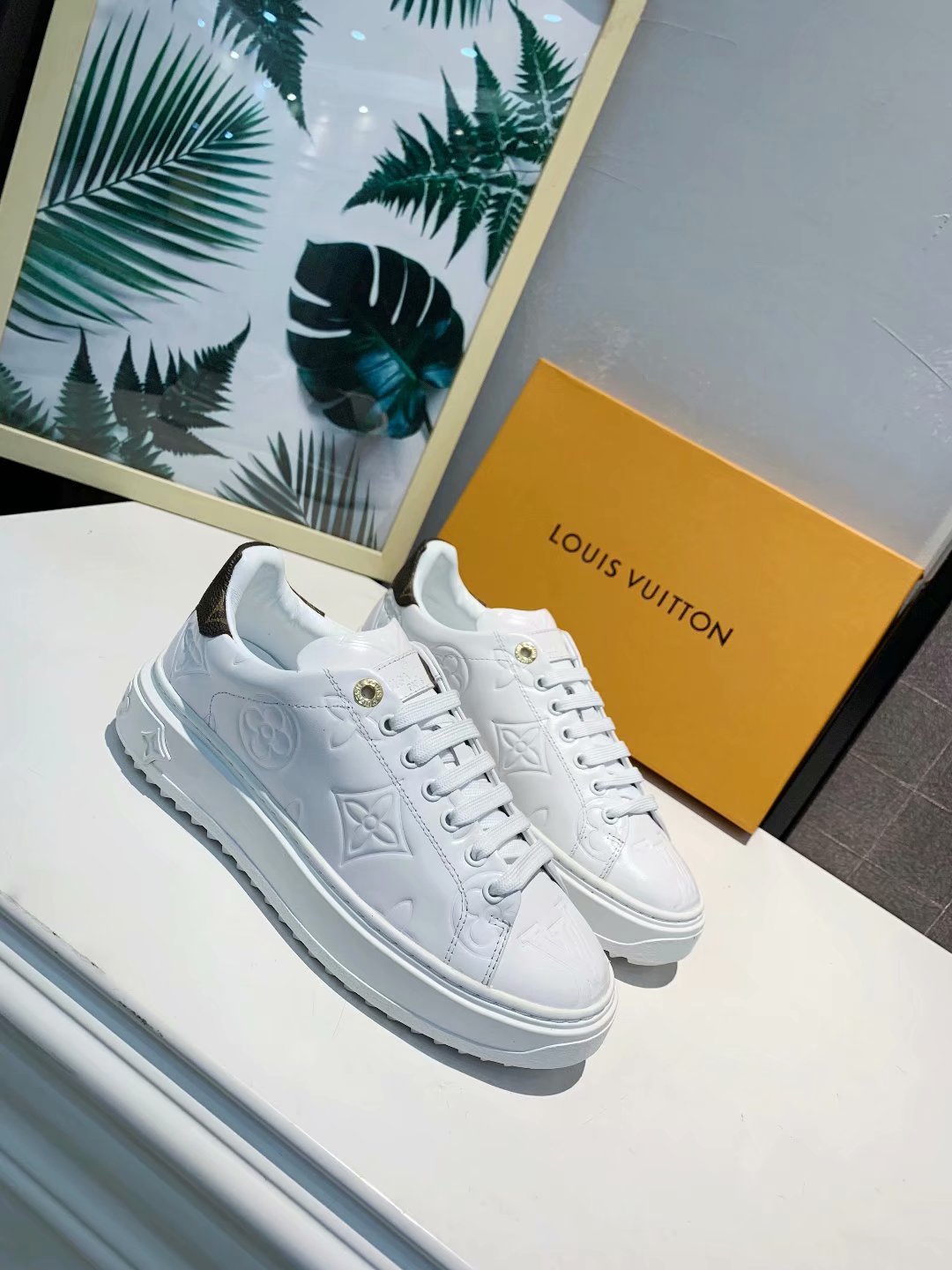 GLM - Top Quality Luv Sneaker 219