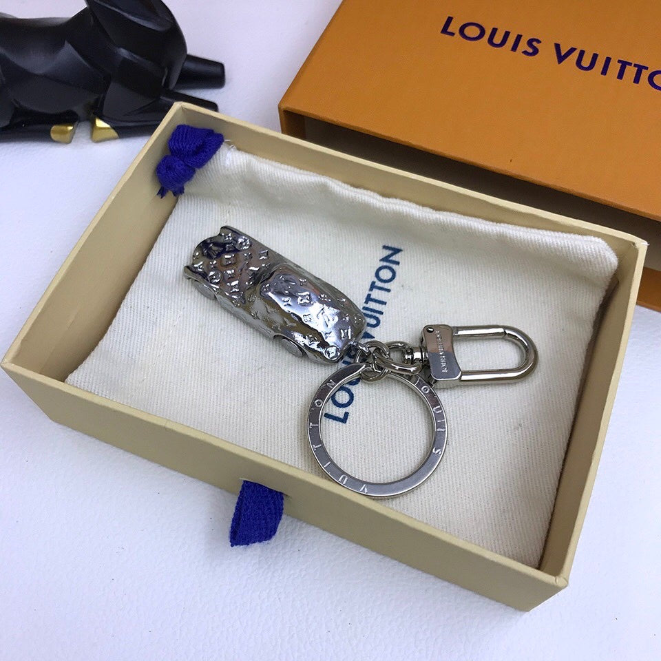 GLM - Top Quality Keychains LUV 042