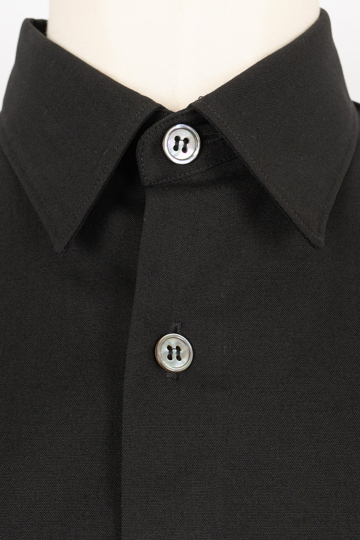 Chemise noire Yamamoto