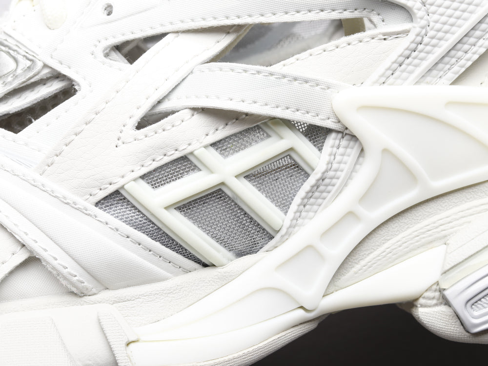 GLM - Bla Track Hollow White Sneaker