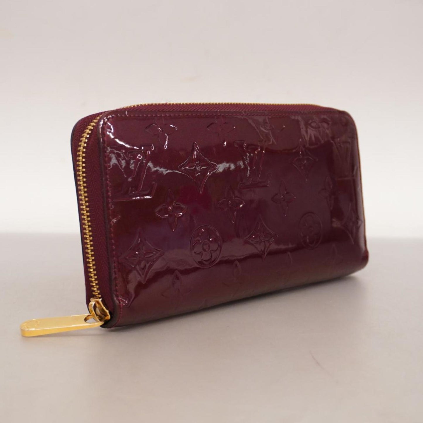 Louis Vuitton Zippy  Patent Leather Wallet  ()
