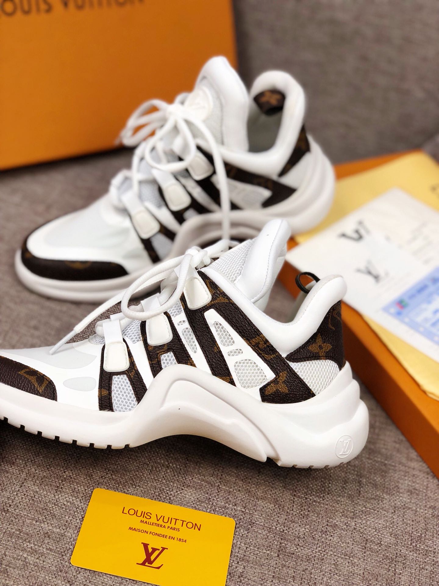 GLM - LUV Archlight White Brown Sneaker