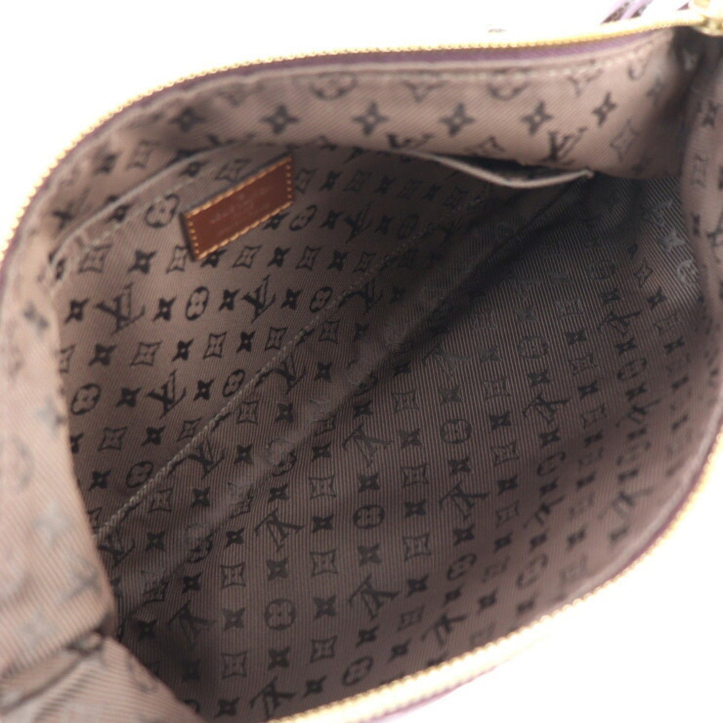 Louis Vuitton Onatah  Leather Clutch Bag ()