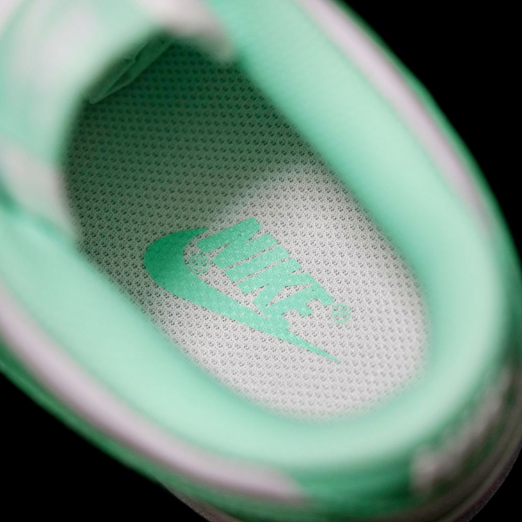 GLM - Tiffany white green