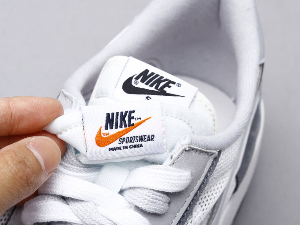 GLM - NKE Waffle off-white