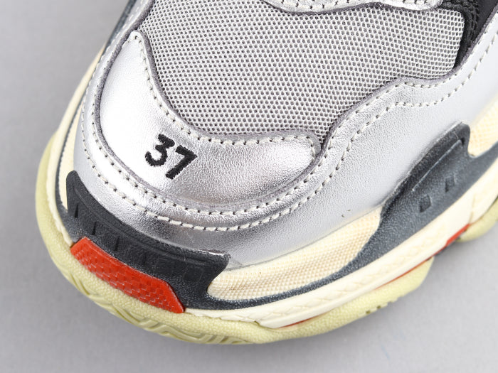 GLM - Bla Triple S Red Silver Sneaker