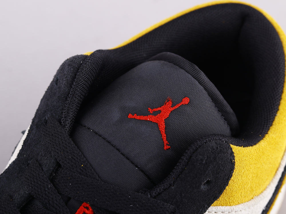GLM - AJ1 black and yellow toes