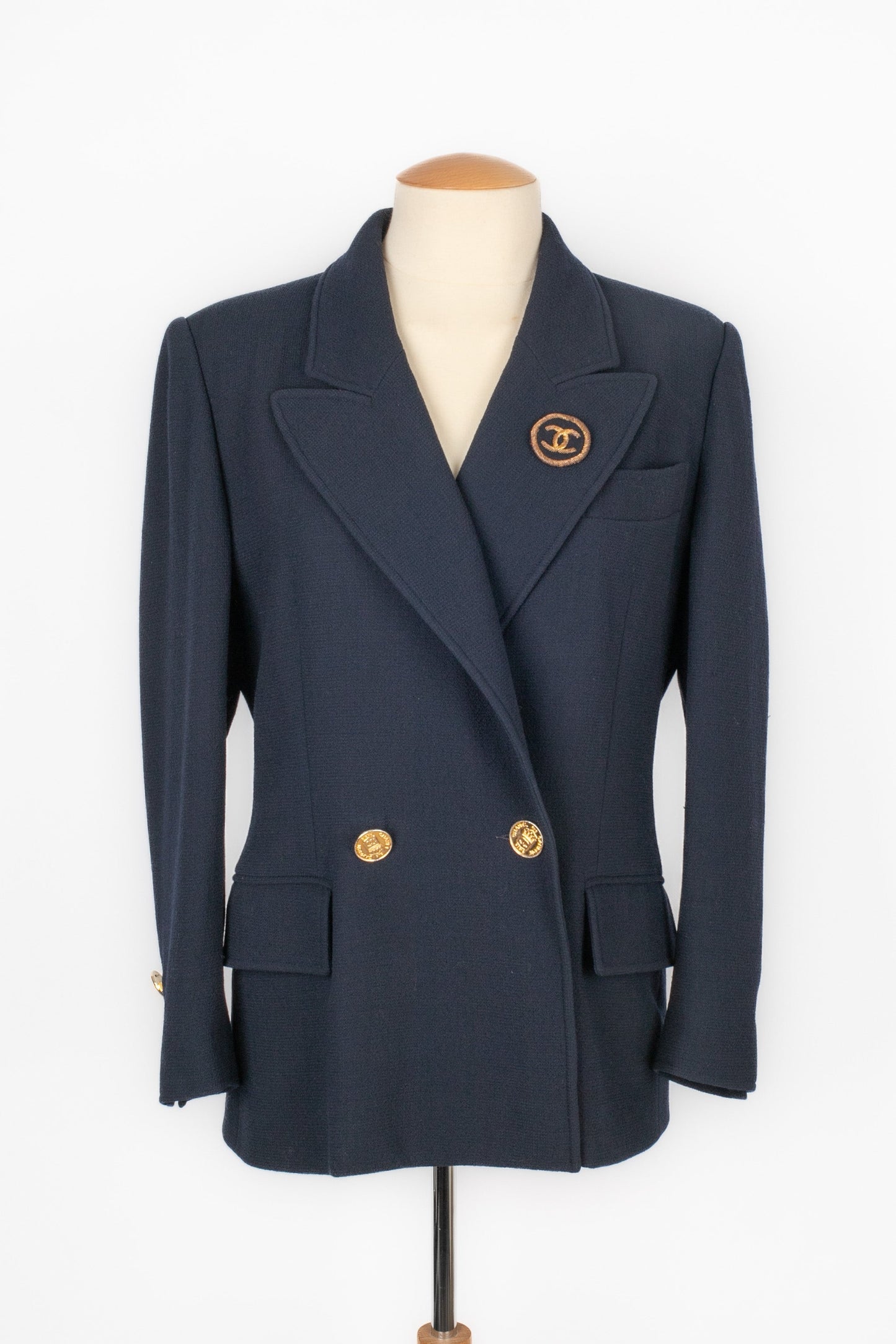 Veste bleue Chanel