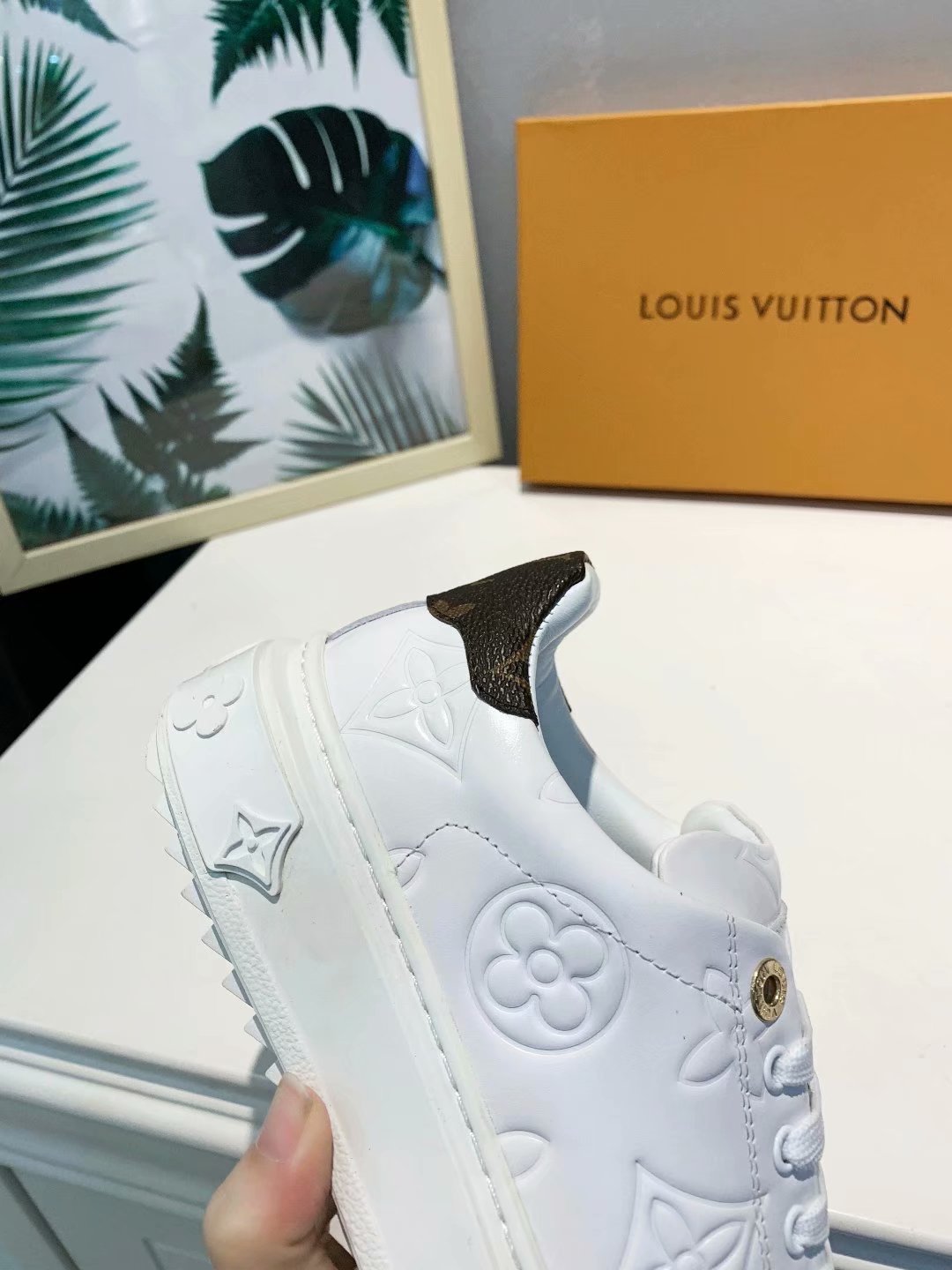 GLM - Top Quality Luv Sneaker 219
