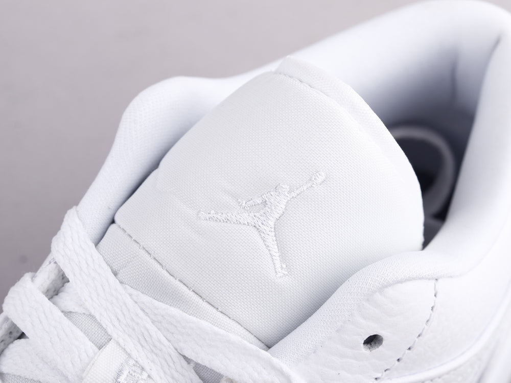 GLM - AJ1 pure white