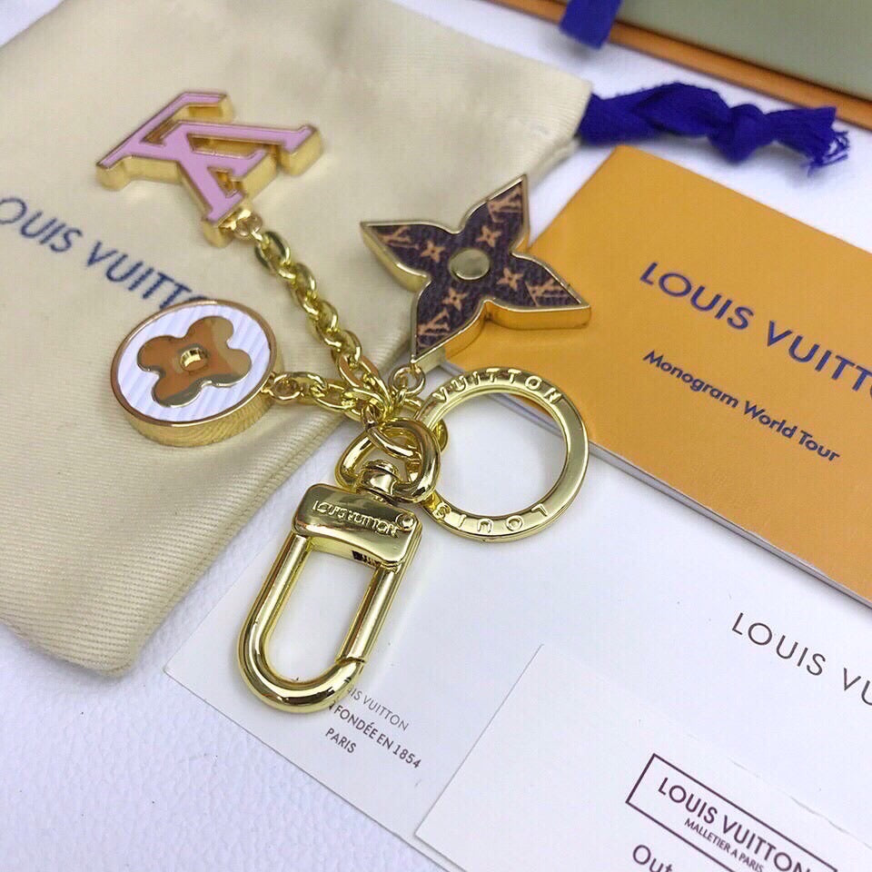 GLM - Top Quality Keychains LUV 016