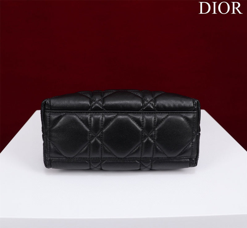 GLM - Dir Bags - 1710