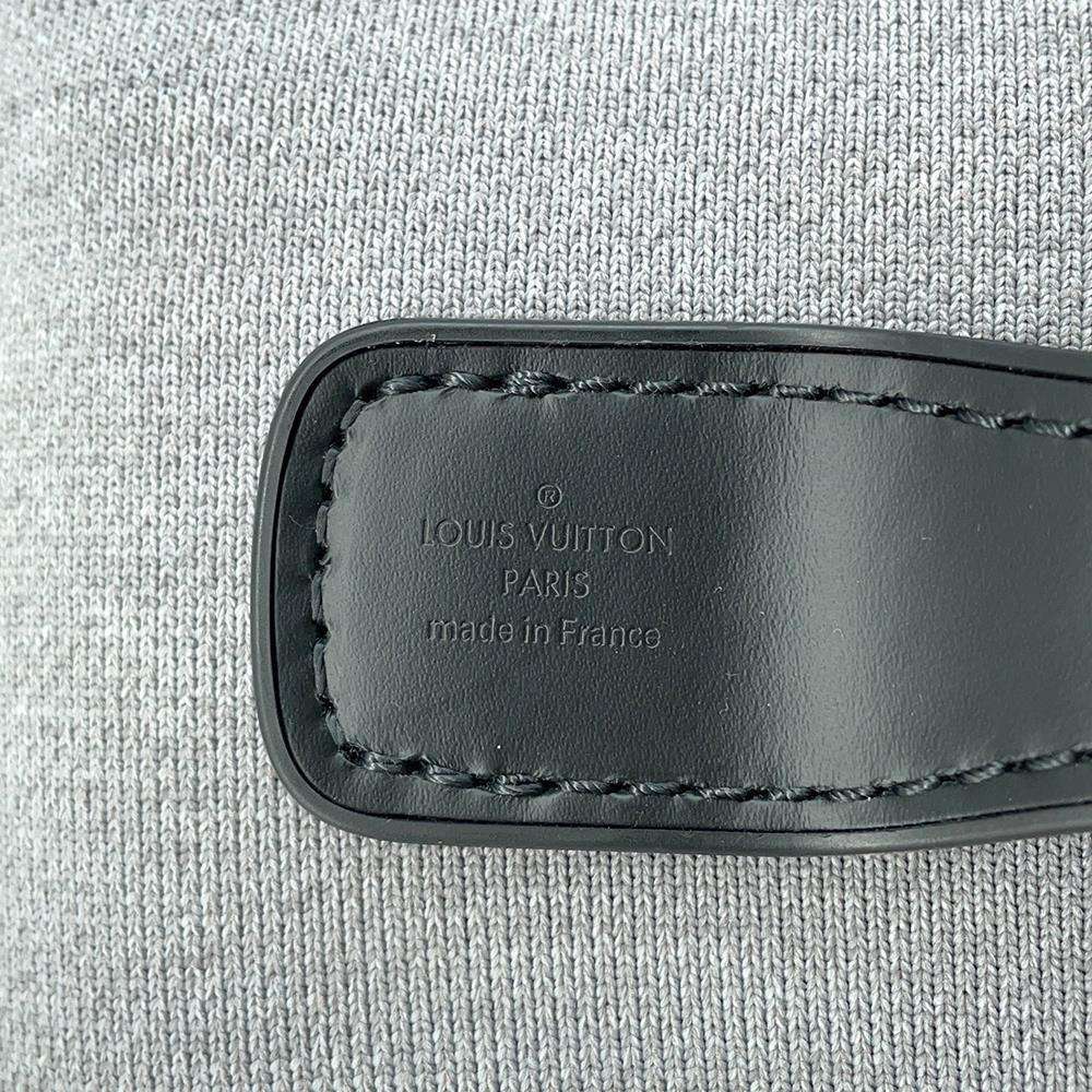 LOUIS VUITTON Horizon software GrisM20129 Monogramãƒ»Jacquard Knit Size 2R55