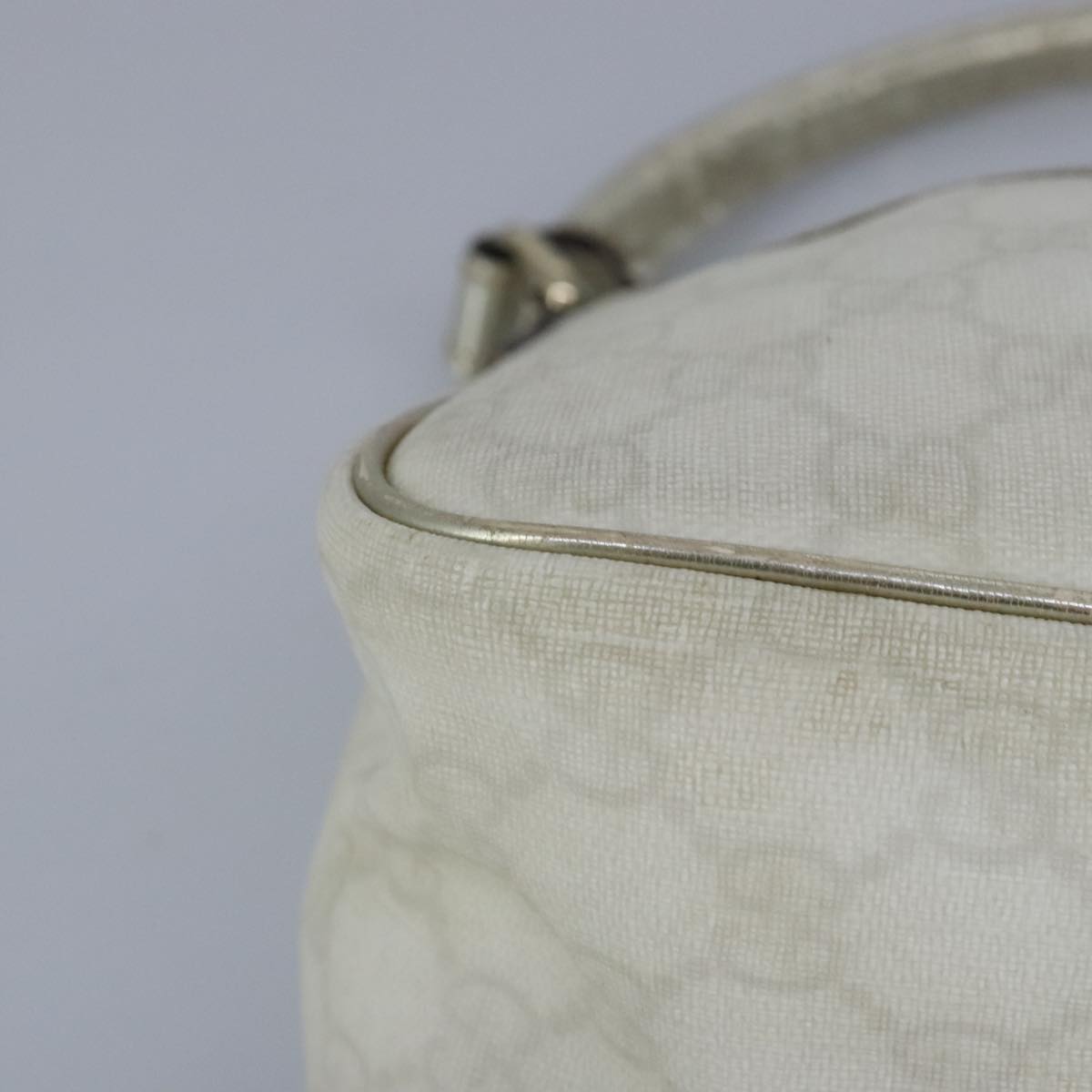 GUCCI GG Supreme Hand Bag PVC Leather White Gold 190258 100380