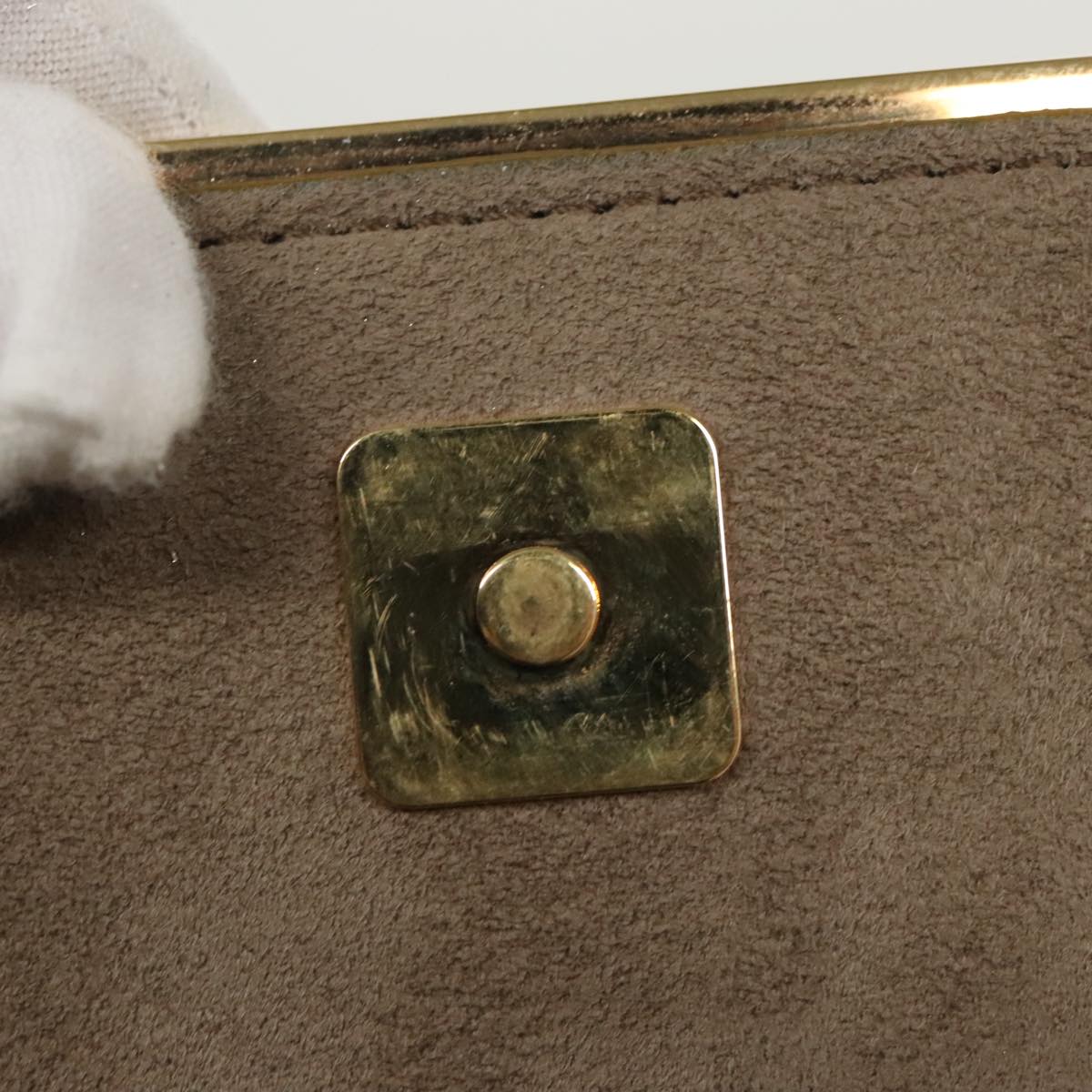 FENDI Shoulder Bag Leather Gold 100718