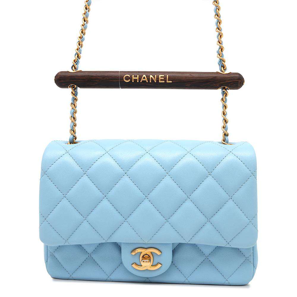 CHANEL MÃƒÆ’Ã‚Â©tiers d'Art Wood Handle ChainShoulder Bag Light BlueAS4151 Lambskin