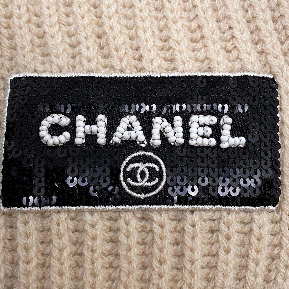 CHANEL Sequins logo scarf BeigeAA9552 Cashmere100%