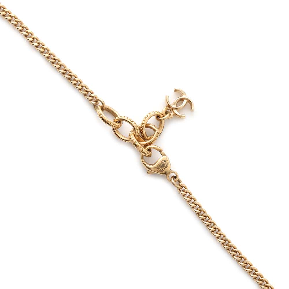 CHANEL Heart-shaped Necklace BlackWS8495 Metal