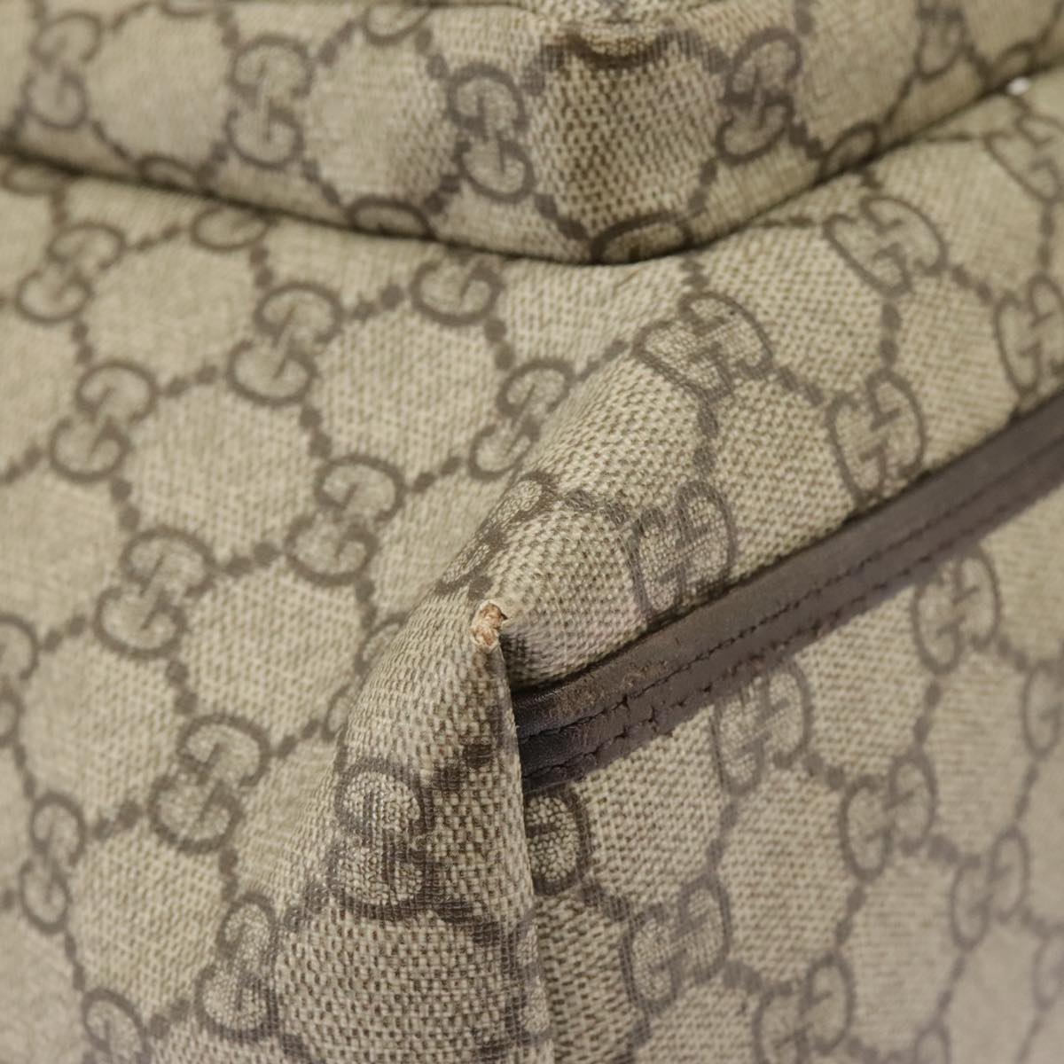 GUCCI GG Supreme Shoulder Bag PVC Beige 101291