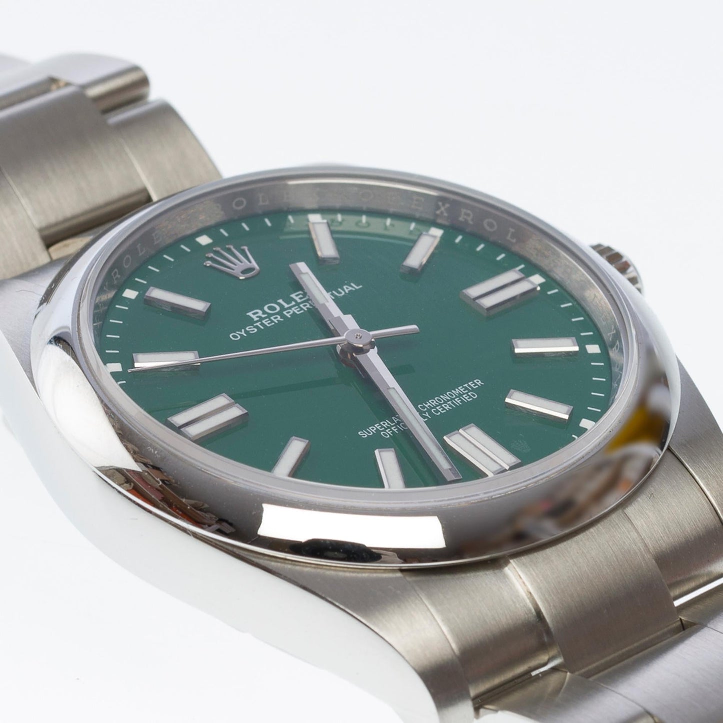 New Rolex Oyster Perpetual 41mm Green in steel