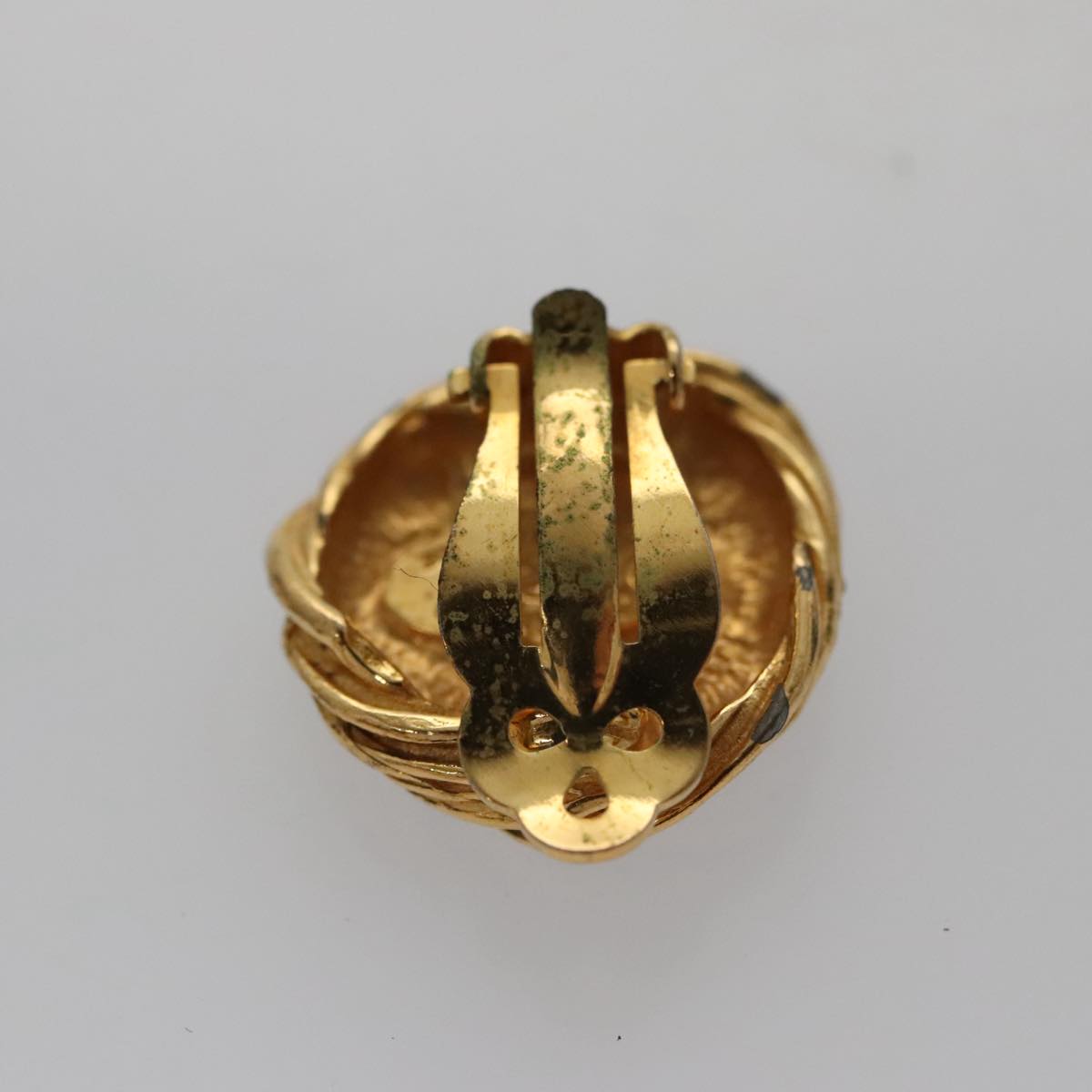 CHANEL Earring metal Gold CC 103473
