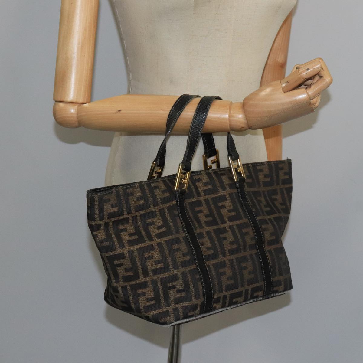 FENDI Zucca Canvas Hand Bag Brown Black gold 104531