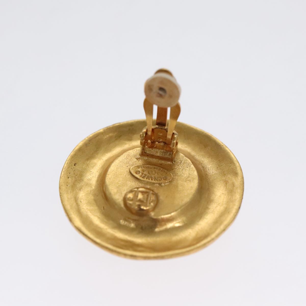 CHANEL Earring metal Gold CC 106286