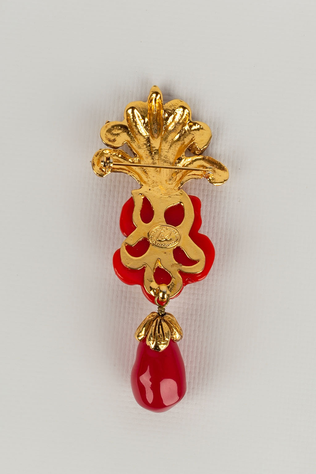 Broche Christian Lacroix